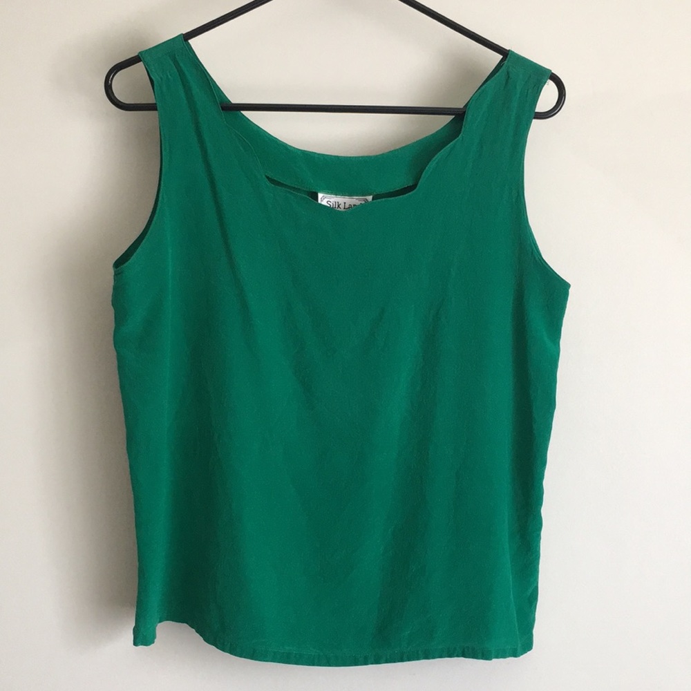 Green Vintage Scallop Top